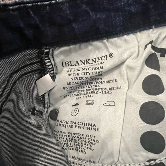 BLANKNYC Cropped Girlfriend Gemmed Jeans - Picture 13 of 13
